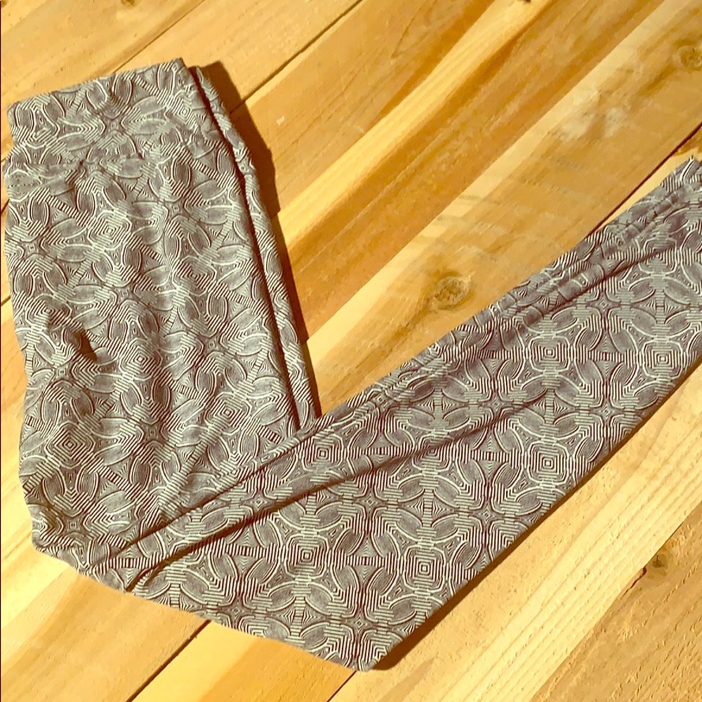 LuLaRoe OS Leggings